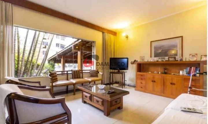 Imagem Sobrado à venda 3 Quartos, 1 Suite, 3 Vagas, 450M², Santa Paula, São Caetano do Sul - SP