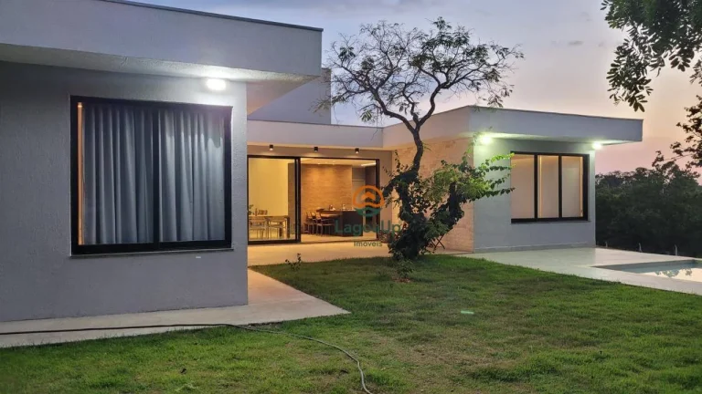 Imagem Casa com 4 dormitórios à venda, 235 m² por R$ 2.100.000,00 - Condomínio Monte Ville - Lagoa Santa/MG
