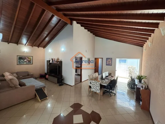 Imagem Casa à venda no bairro Jardim Scomparim - Mogi Mirim/SP