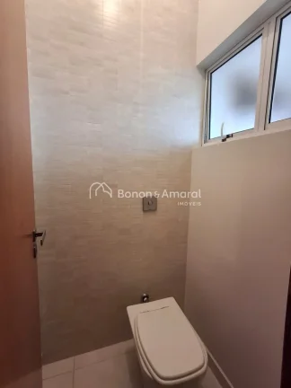 Imagem Ótima oportunidade com um preço imperdível!!

Esta casa está localizada em um condomínio fechad...
