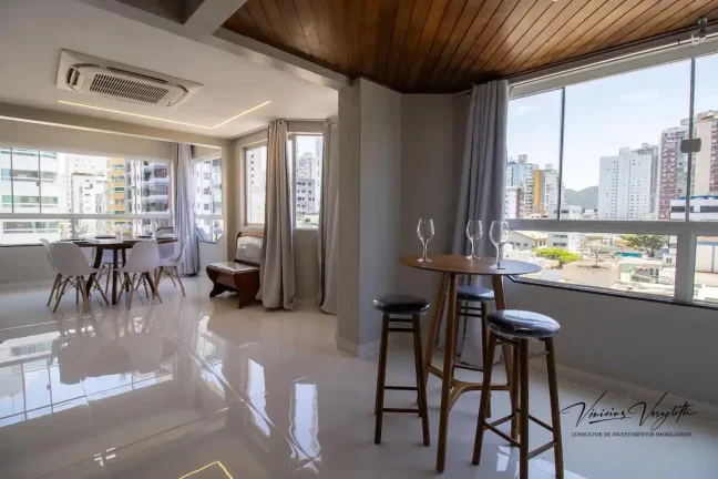 Imagem Cobertura para Venda em Balneário Camboriú / no bairro Centro