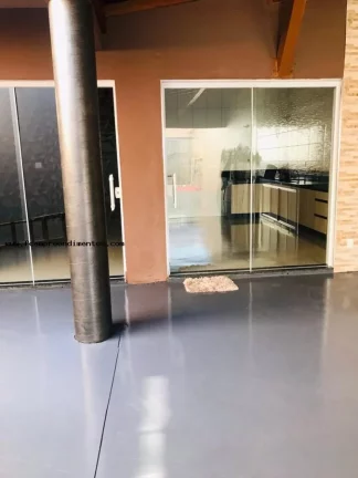Imagem Casa Comercial para Venda em Limeira, Residencial Colinas do Engenho I, 2 dormitórios, 1 banheiro, 2 vagas