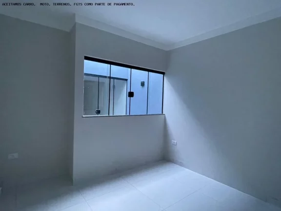 Imagem Alto Padrão para Venda em Maringá, Portal das Torres, 3 dormitórios, 2 suítes, 2 banheiros, 2 vagas