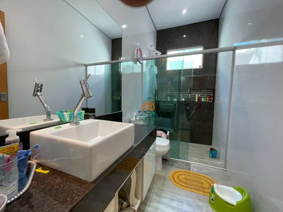 Imagem Casa com 4 dormitórios à venda, 225 m² por R$ 1.590.000 - Condomínio Solar Primavera - Lagoa Santa/MG