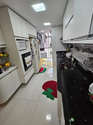 Imagem Belíssimo apto frente para o mar de 115m².