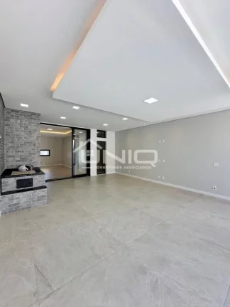 Imagem Casa Térrea Alto Padrão - Cadorim