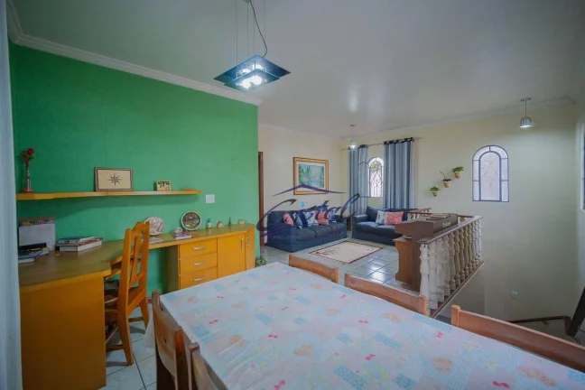Imagem Casa com 3 quartos (1 suíte) à venda, 331 m² - Ayrosa - Osasco/SP