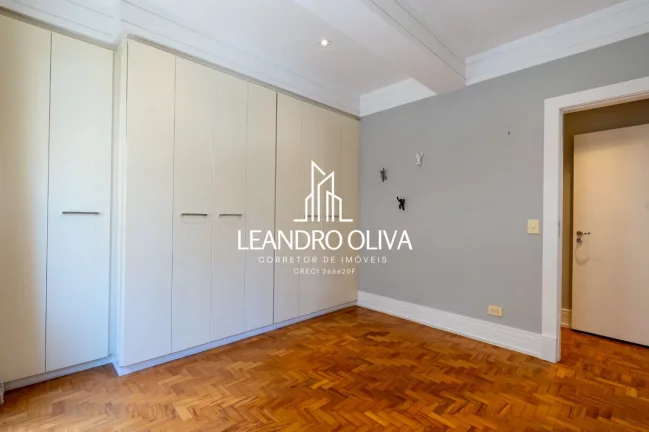 Imagem Condomínio Planalto - Apartamento tipo para venda em Cerqueira César com 3 quartos, sendo 2 suítes, 240m²