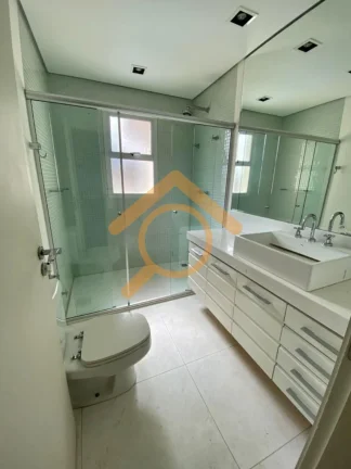 Imagem Casa de luxo em condomínio no Jardim Petrópolis: 4 quartos, 4 suítes, 3 salas, 6 banheiros, 6 vagas de garagem, 626m². Venha conferir!