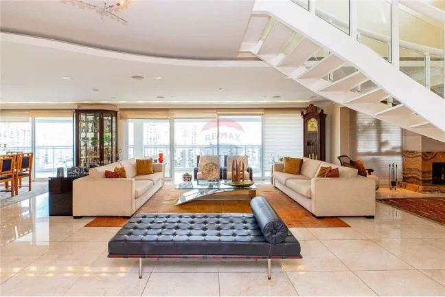 Imagem Cobertura Duplex Exclusiva, 847 m² de área útil, no charmoso bairro do Pacaembu