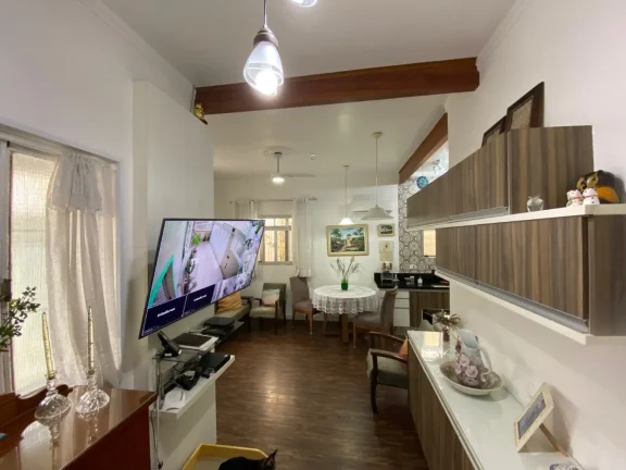 Imagem Casa térrea a venda em Santos, reformada, garagem, ótima