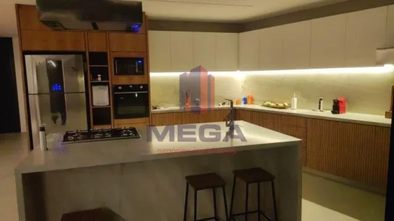 Imagem Mega vende uma magnifica casa duplex no condomínio de luxo Riviera Park