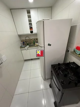 Imagem Vendo 2Q + depd, Estr Pau Ferro, alto, sol nascente, vista panorâmica, repleto armários, portaria 24 h, churrasq, salão festas, 1 vg,escolas proximas