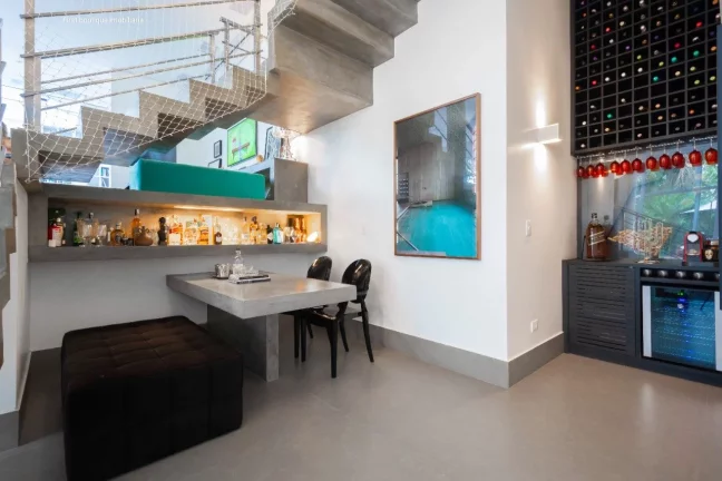 Imagem Casa de Condomínio com 3 Quartos à Venda, em Serra Da Cantareira - São Paulo Imagem Casa de Condomínio com 3 Quartos à Venda, em Serra Da Cantareira - São Paulo