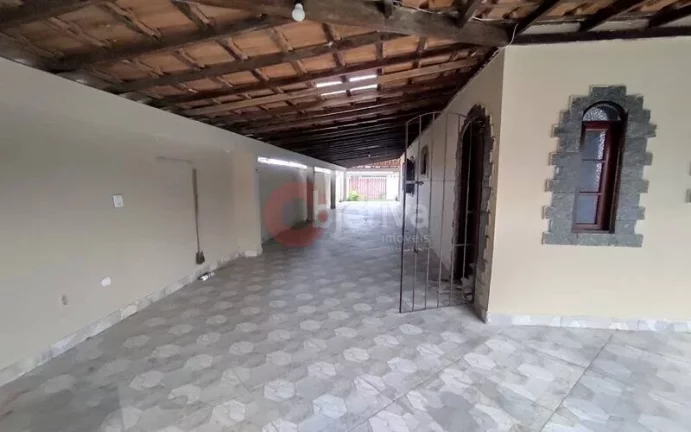Imagem Casa Independente a venda de 4 quartos - Vila do Pero - Cabo Frio