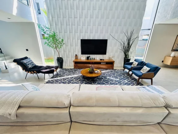 Imagem Casa de Luxo à Venda na Riviera de São Lourenço Módulo 17: 8 Quartos, 8 Suítes, 3 Salas, 4 Vagas de Garagem e 620m² de Área!