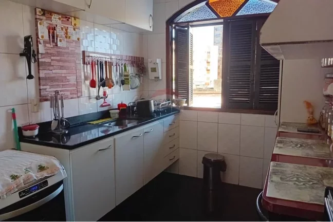 Imagem Casa de Luxo Excelente Oportunidade