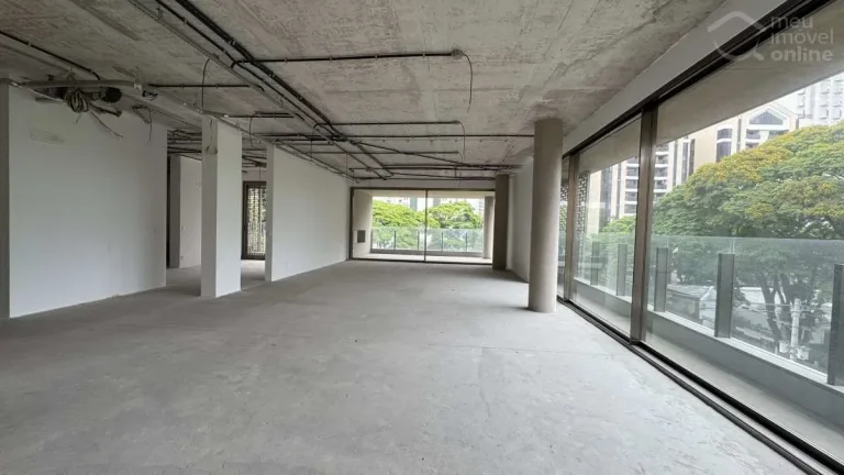 Imagem Apartamento com 398m2, 3 suítes, 5 vagas e depósito a venda na Vila Nova Conceição, São Paulo.
