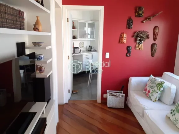 Imagem Apartamento com 217 m², um por andar, 04 suítes, sendo 03 com terraços e a master com closet, hid...