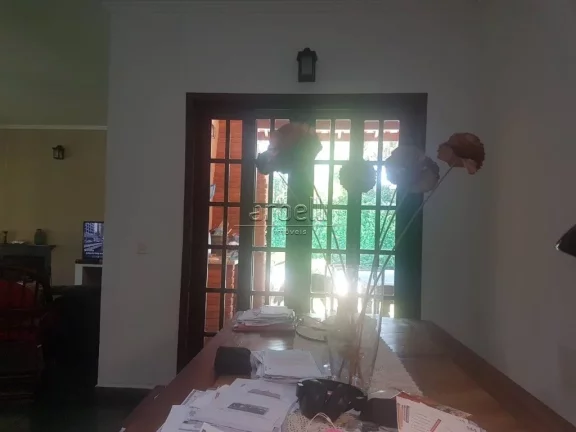 Imagem Chácara de Médio Padrão em São Lourenço da Serra, localizada em bairro nobre a 2km da Praça Ce...