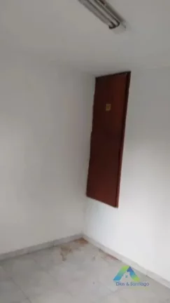Imagem Loja Ponto Comercial para locação com 3 salas e 3 banheiros em Vila das Mercês/SP!!