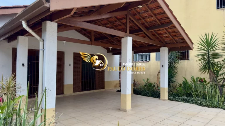 Imagem Casa à Venda na Melhor Localização de Ubatuba a Apenas 50Mtrs da Orla da Praia Itaguá SP