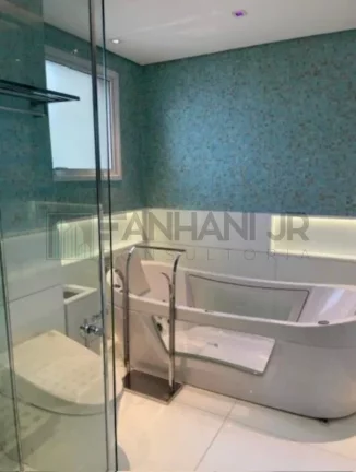 Imagem Venha conhecer o verdadeiro sinônimo de luxo no magnífico Duplex 20 do Edifício England, localizado na deslumbrante Vila Nova Conceição. Este imóvel e
