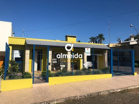 CASA 3 DORMITÓRIOS NO CENTRO DE SANTIAGO