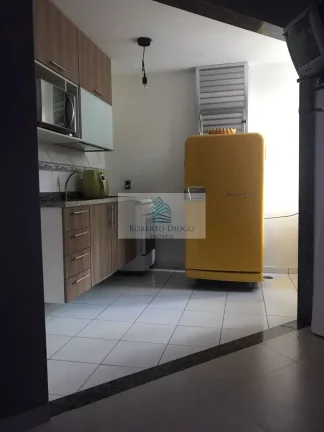 Imagem Apartamento à venda no Rio de Janeiro-RJ, bairro Camorim: 2 quartos, 1 sala, 1 banheiro, 1 vaga de garagem!