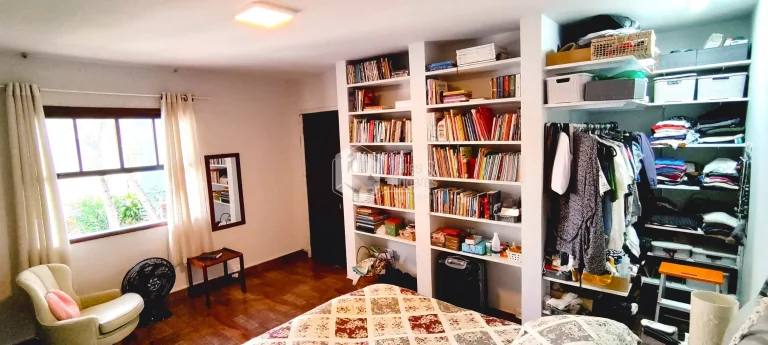 Imagem SOBRADO COM 250 M², 3 DORMS (1 SUÍTE), ARMÁRIOS NA COZINHA E NOS DORMS, EDÍCULA REFORMADA COM BANHEIRO E VGA PARA 2 CARROS, BROOKLIN, SÃO PAULO, SP