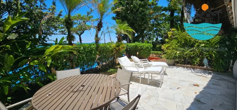 Imagem Casa para alugar em condomínio fechado pé na areia com vista ao mar em Juquehy, com 4 suítes, - Acomodação máx. 10 pessoas | Juquehy Imobiliária