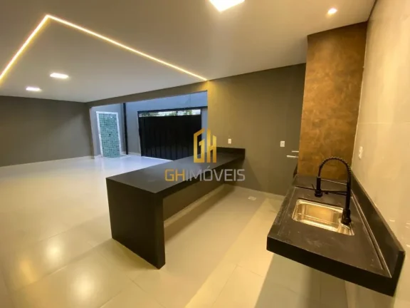 Imagem A casa possui 

- 3 quartos sendo 1 suíte
- ?Área gourmet com ilha e churrasqueira a carvão
- ?La...