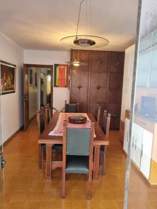 Imagem VENDO BELISSÍMA CASA DE DOIS PAVIMENTOS NO BAIRRO IPIRANGA - SP!