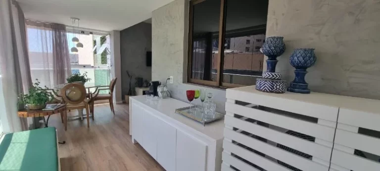 Imagem 2/4, SUITE, VARANDÃO, NASCENTE, NO BARRA THE PLACE RESIDENCE, próximo do Farol da Barra e das facilidades do bairro - por R$890.000,00