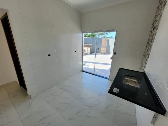 Imagem Casa para Venda em Itanhaém, Marrocos, 2 dormitórios, 2 banheiros, 1 vaga