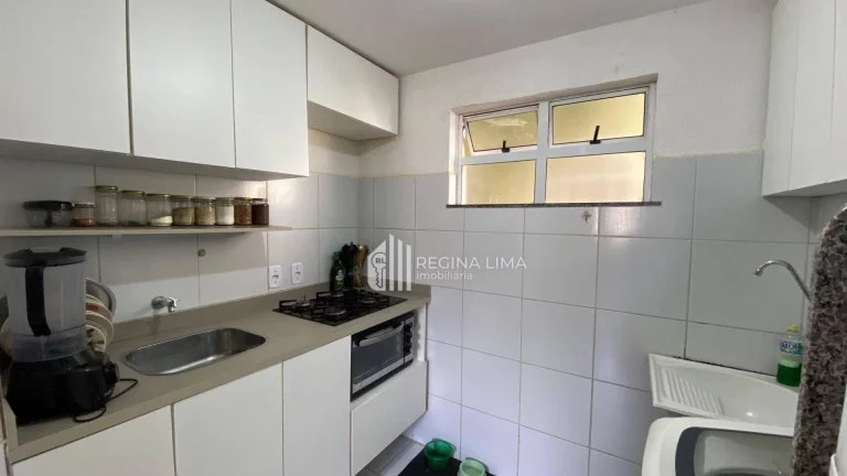 Imagem Apartamento com 2 dormitórios à venda, 48 m² por R$ 150.000 - Santa Maria da Codipe - Teresina/PI