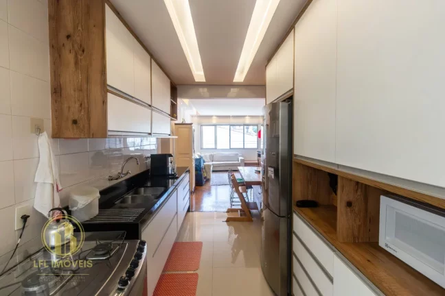 Imagem Apartamento totalmente reformado no Itaim Bibi – 107 m², com 3 dormitórios e 1 vaga.