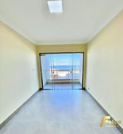 Imagem MARAVILHOSA CASA NA QUADRA DO MAR EM INTERLAGOS / VILA VELHA - ES