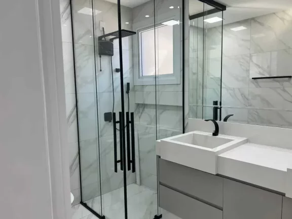 Imagem Casa de alto padrão em condomínio com 4 suítes em Camboriú/SC
