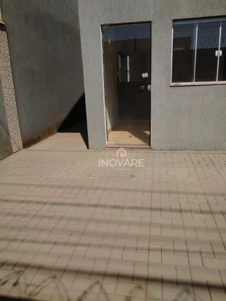 Imagem Casa com 2 dormitórios para alugar, 180 m² por R$ 1.300,00/mês - Setor Santa Rita - Itumbiara/GO
