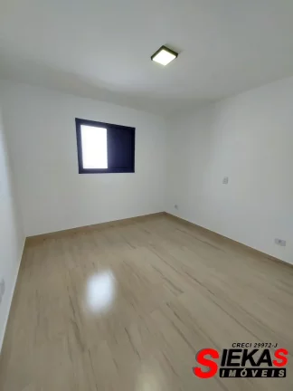 Imagem Imperdível oportunidade: Casa à venda na Vila São Geraldo, São Paulo-SP! 3 quartos, 1 suíte, 1 sala, 2 banheiros, 2 vagas, 108m².