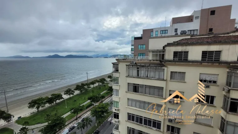 Imagem Apartamento Padrão em prédio frente mar
