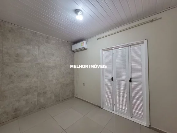Imagem Casa com 03 dormitórios sendo 01 suíte com espaço de lazer com piscina à Venda em Sapucaia do Sul - RS