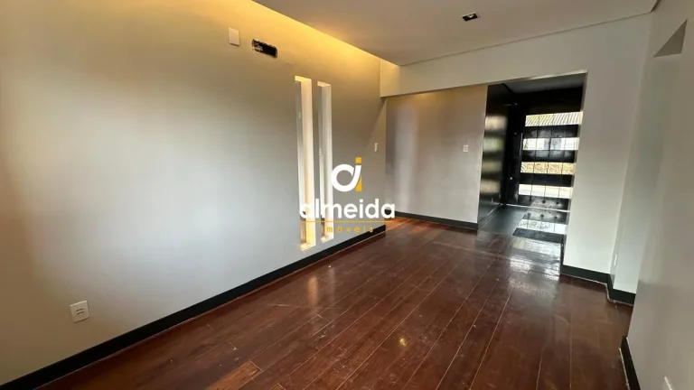 Imagem Casa 3 dormitórios à venda Nossa Senhora de Lourdes Santa Maria/RS