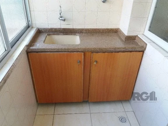 Imagem Apartamento à venda no bairro Passo da Areia - Porto Alegre/RS