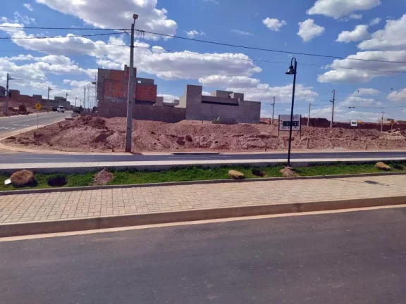 Imagem Lotes em Condomínio Fechado Cidade das Flores em Caldas Nova