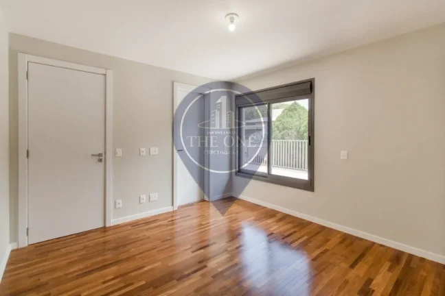 Imagem Luxuosa casa à venda em São Paulo-SP, Alto de Pinheiros: 4 quartos, 4 suítes, 5 banheiros, 6 vagas, 371 m². Imperdível!