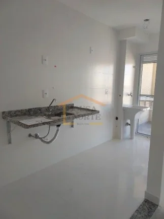 Imagem Apartamento novo, com 2 dormitórios, 1 banheiro, 1 vaga de garagem e 51m² de área útil. Os cômo...
