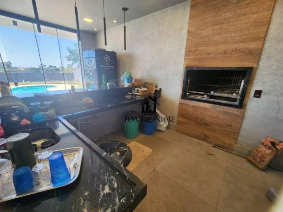 Imagem Casa com 3 suites sendo 1 master com closet à venda, 404 m² por R$ 2.200.000 - Condomínio Village Ipanema - Araçoiaba da Serra/SP