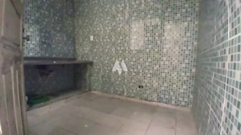 Imagem Loja Comercial Ampla no Centro de Santos Área total de 270m² Ótima localização em uma rua movimenta